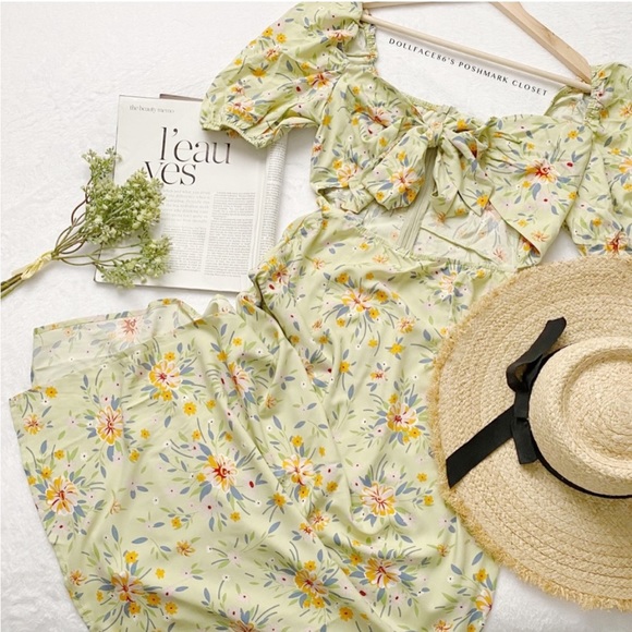 NWT Floral Cut Out Stomach Puffed Sleeve Midi Dress - Picture 1 of 14